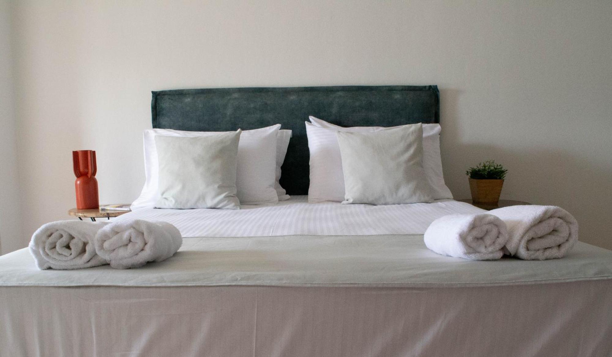 Oniropetra Luxury Suites Armakha ภายนอก รูปภาพ