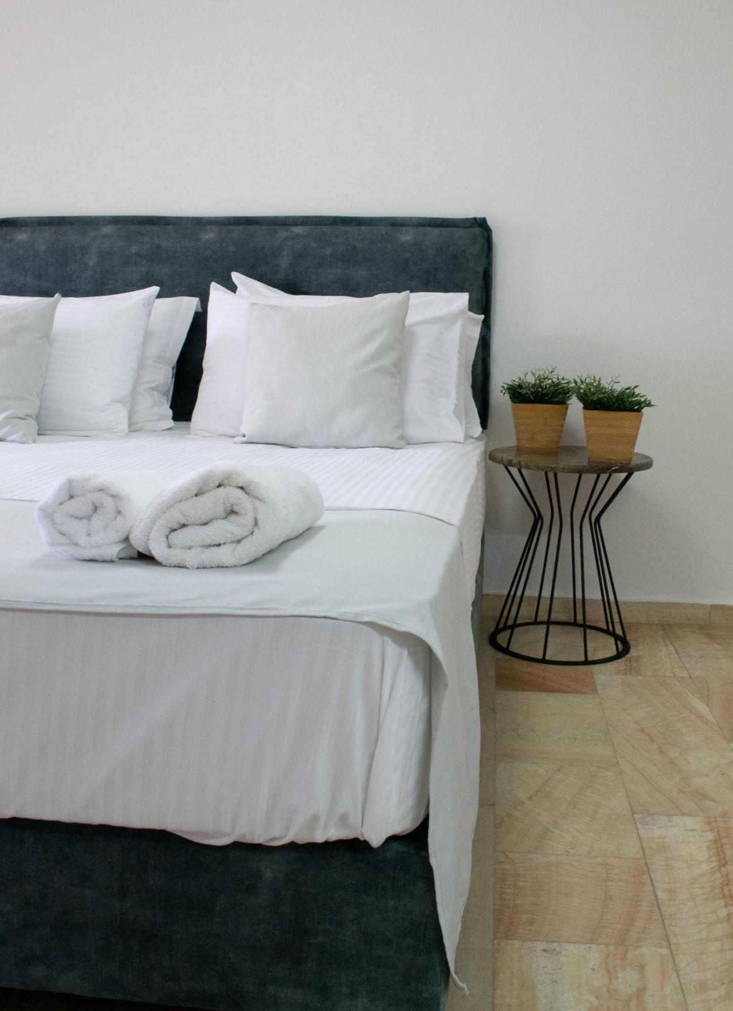 Oniropetra Luxury Suites Armakha ภายนอก รูปภาพ
