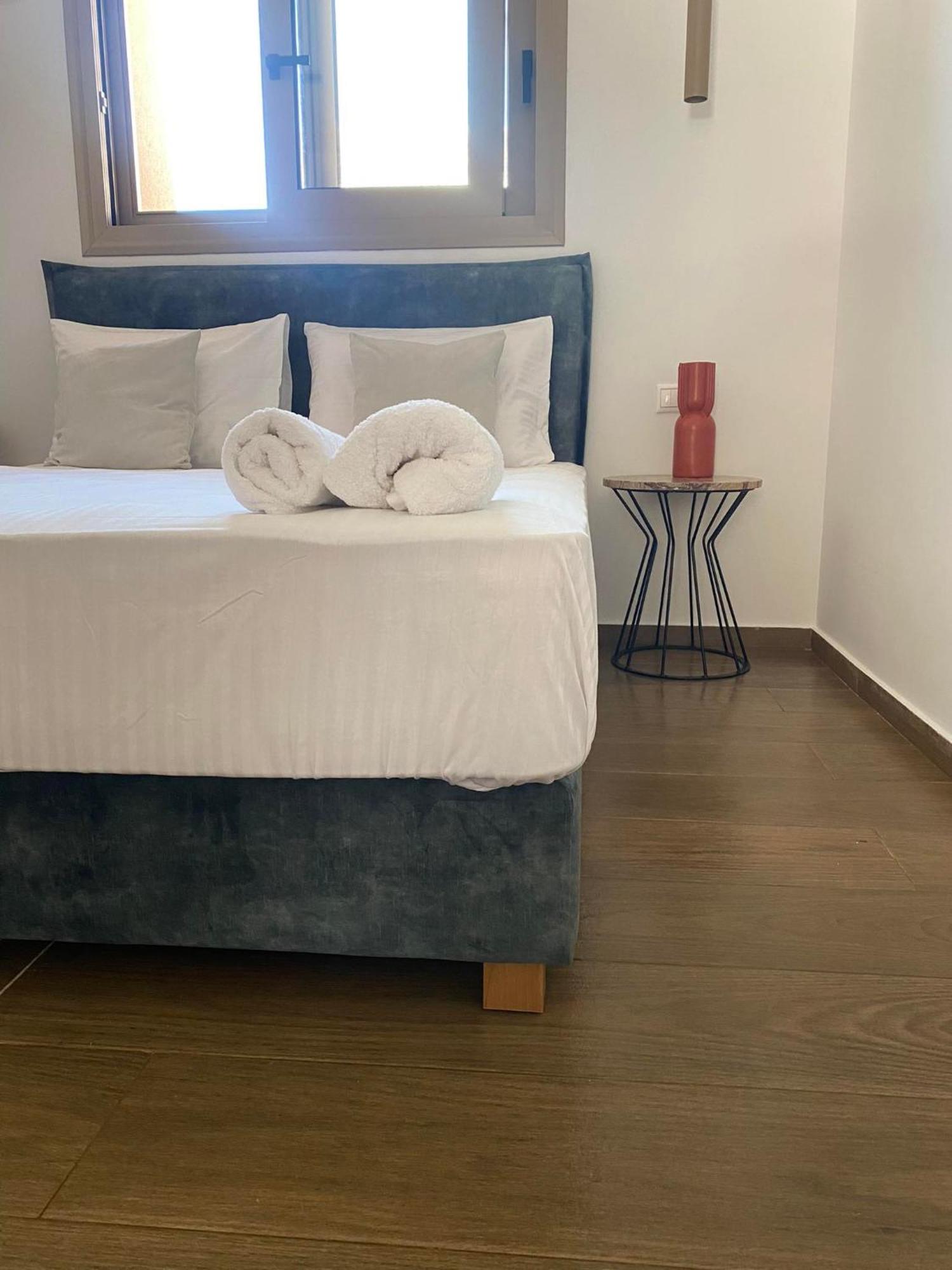 Oniropetra Luxury Suites Armakha ภายนอก รูปภาพ